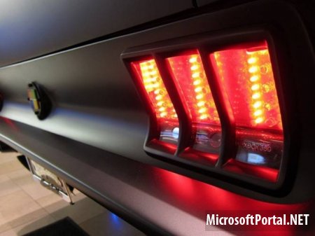 Ford Mustang под управлением Windows 8