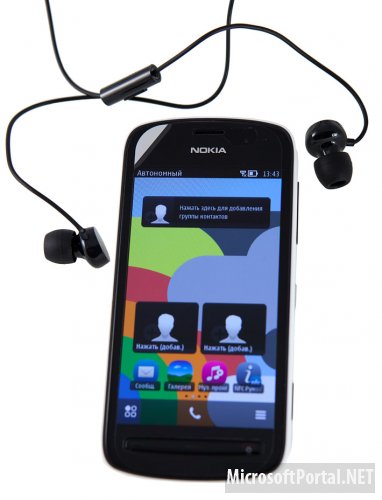 Nokia 808 PureView – первый и единственный смартфон с 40-Мп камерой