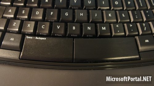 Microsoft показала новую клавиатуру для Windows 8