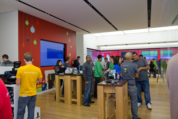 Итоги 2014 года для Microsoft: 10 успехов и 9 неудач меняющейся компании