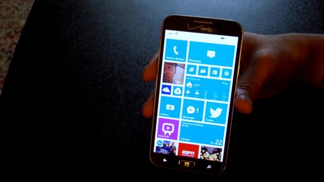Samsung возвращается к производству смартфонов на Windows Phone