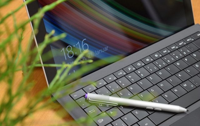 Microsoft: третье поколение Surface Pro в три раза популярнее от своих предшественников
