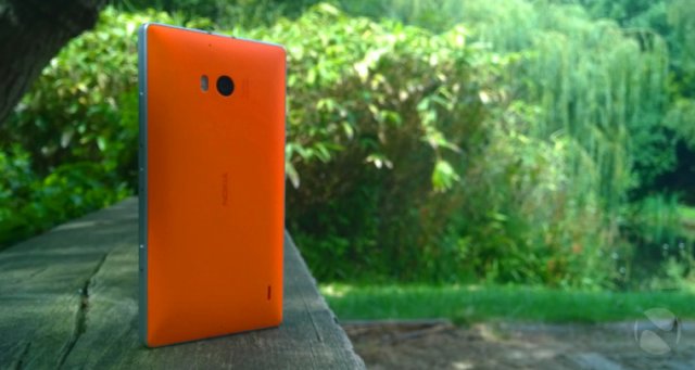 В Сеть попали предполагаемые характеристики двух новых флагманских устройств Lumia