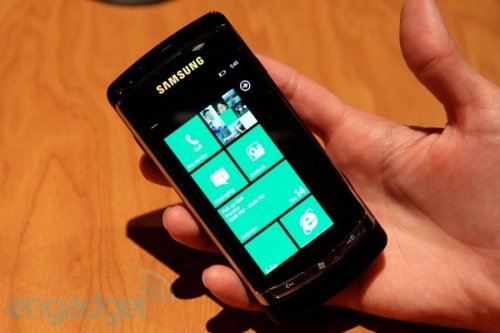 Windows Phone 7 в первый год продавалась лучше Android-смартфонов