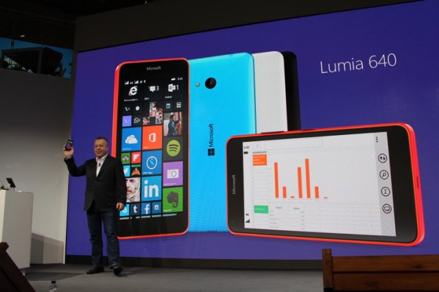 Microsoft на MWC 2015 представила Lumia 640 и Lumia 640XL
