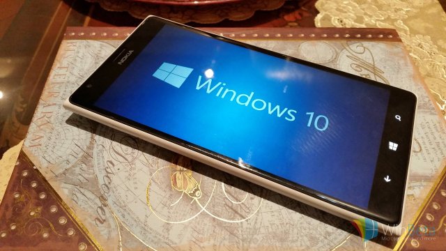 Видео эмулятора сборки Windows 10 Mobile Build 10158