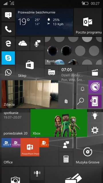 Слух: Windows 10 Mobile позволит использовать до 8 колонок живых плиток на Главном экране