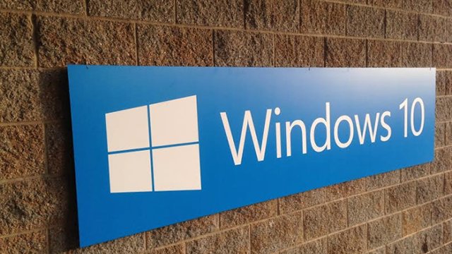 Microsoft анонсировала  улучшения для Диктора в Windows 10