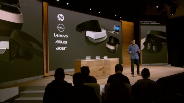 Microsoft анонсировала очки Windows 10 VR от своих партнёров
