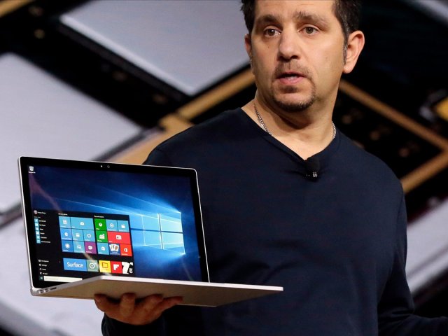 Microsoft должна выпустить новое устройство Surface в следующем месяце
