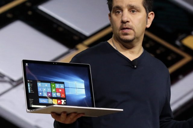 Microsoft выпустила обновления для Surface Book