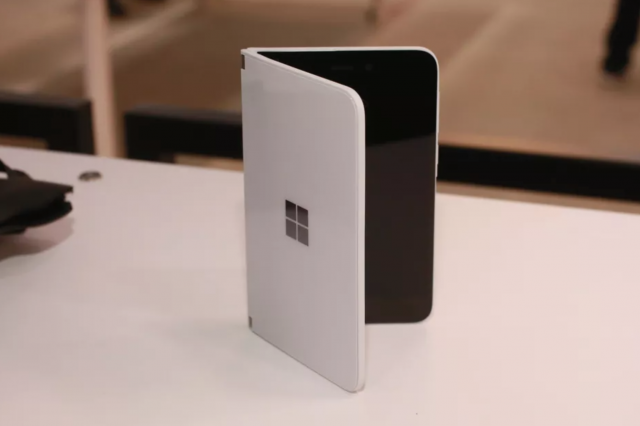 Surface Duo прошел сертификацию Bluetooth SIG