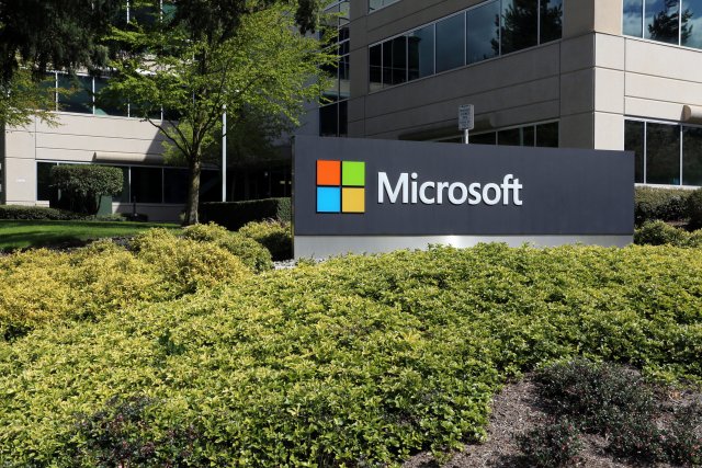 Microsoft скоро заблокирует Outlook 2010 и более ранние версии от подключения к серверам Microsoft 365 Exchange