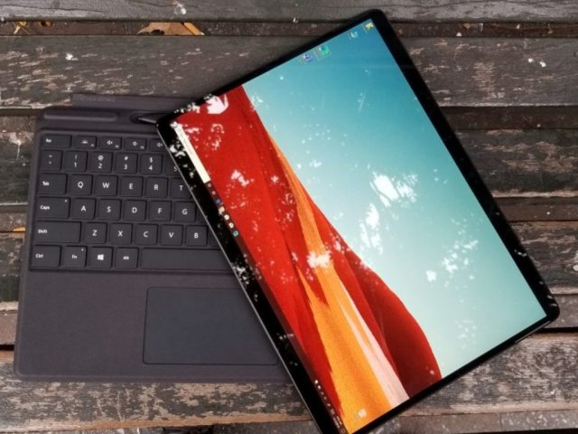 Microsoft выпустила обновления для Surface Laptop 4 и Surface Pro X
