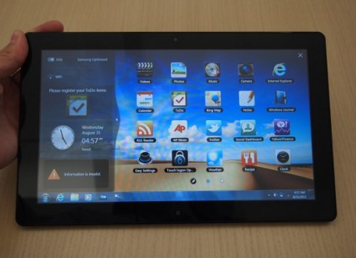 Планшет Samsung Slate PC Series 7 в следующем году получит Windows 8