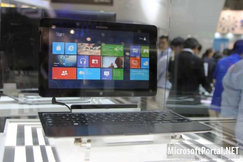 Фотографии ноутбука Samsung на базе Windows 8