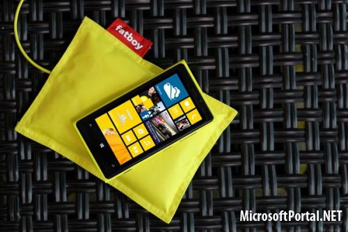 Компания Nokia объявила цены на Lumia 820 и 920 для России