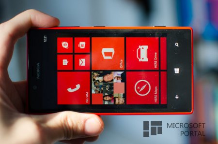 Компания Nokia в четвёртом квартале прошлого года смогла продать 8.2 млн. смартфонов Lumia