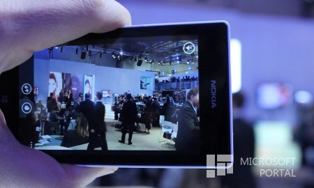 Lumia Cyan доступна для пользователей Lumia 525